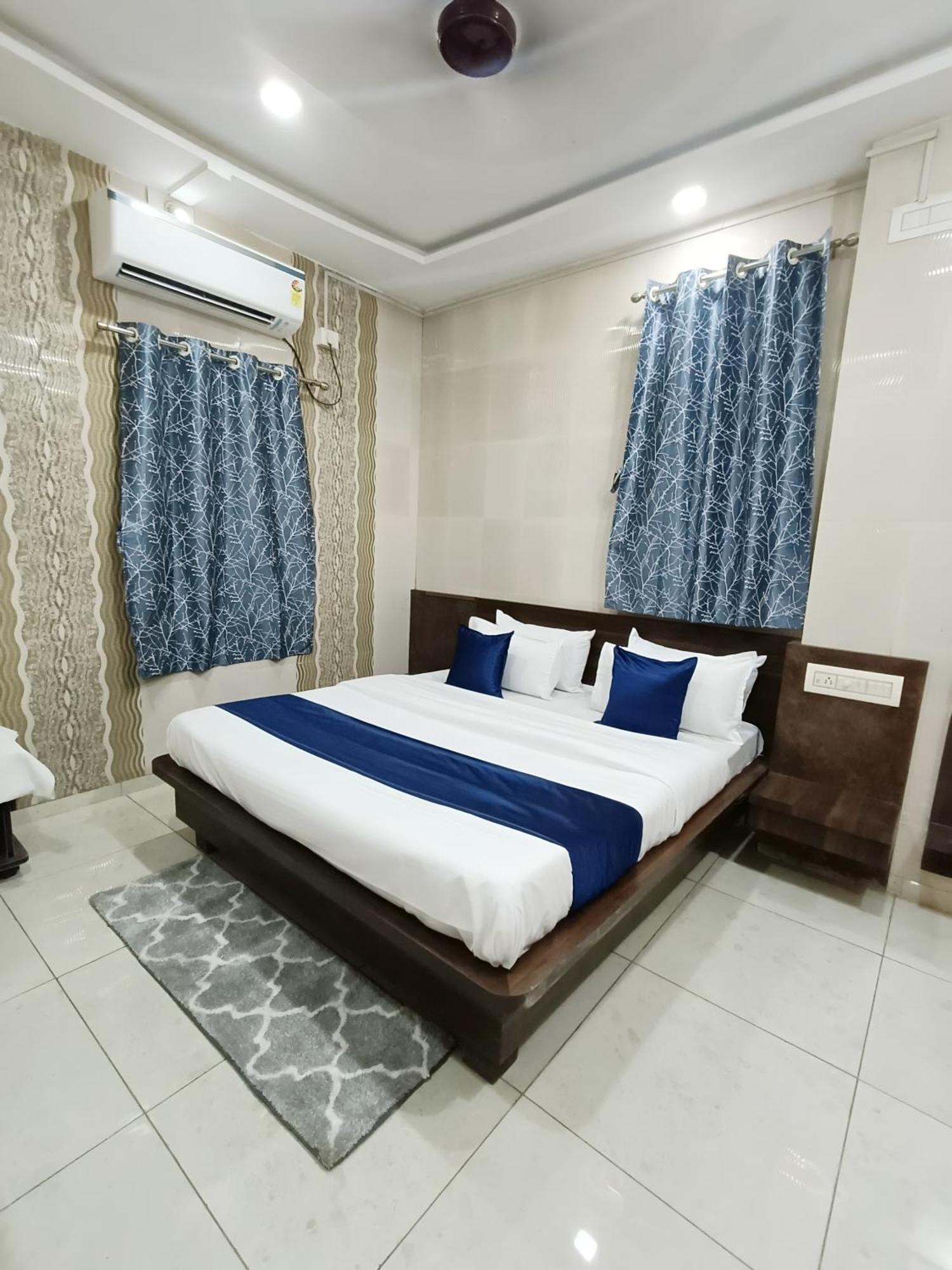 Hotel Shree Nath - 200 Meters From Dwarkadhish Temple Εξωτερικό φωτογραφία