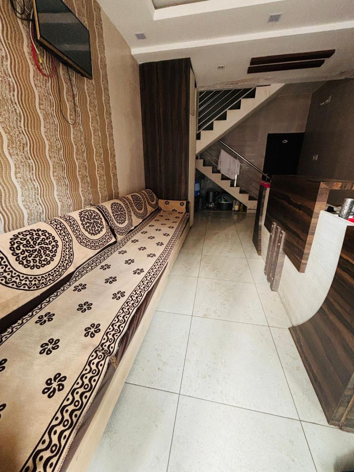 Hotel Shree Nath - 200 Meters From Dwarkadhish Temple Εξωτερικό φωτογραφία
